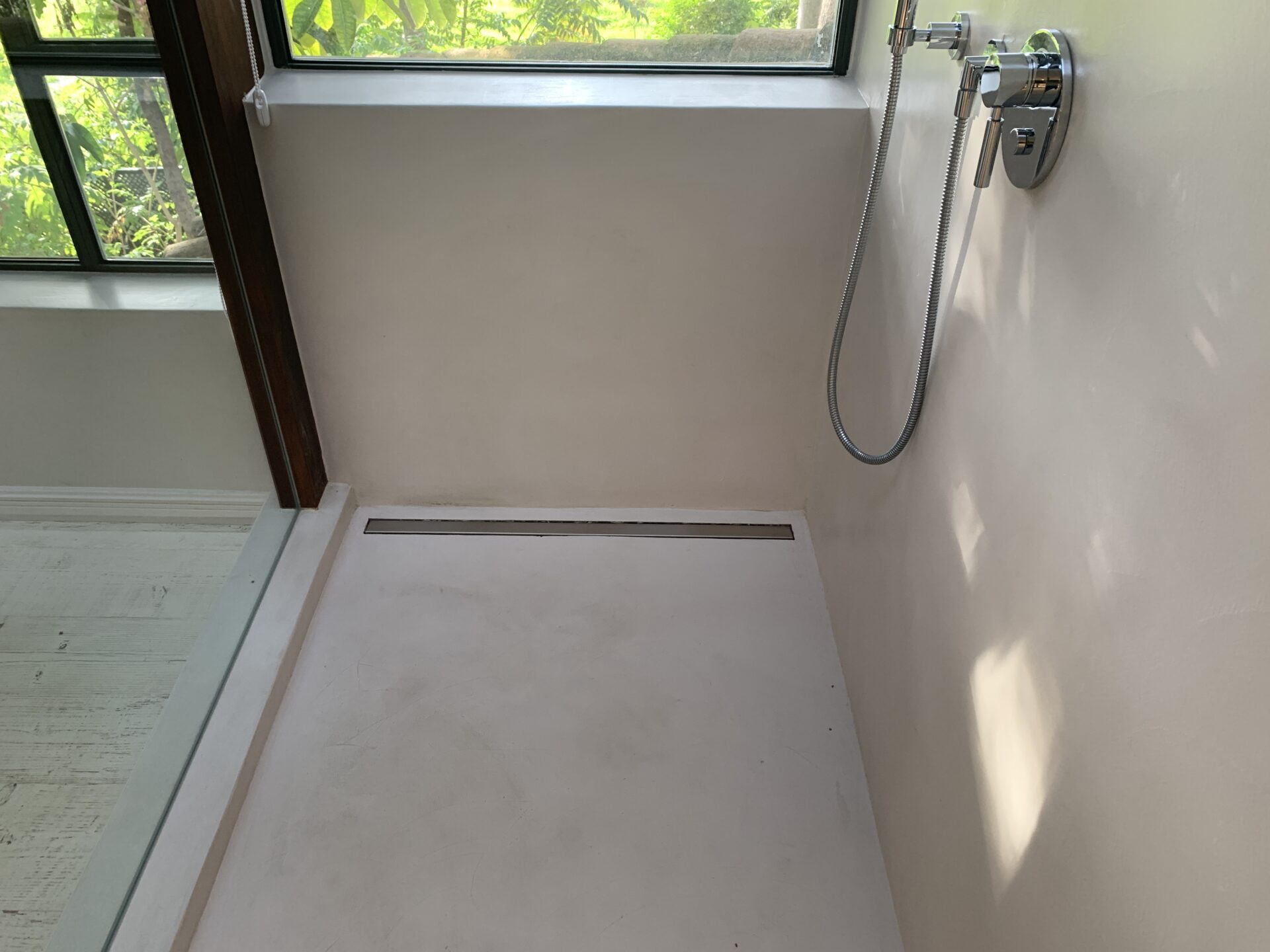 Ducha con microcemento